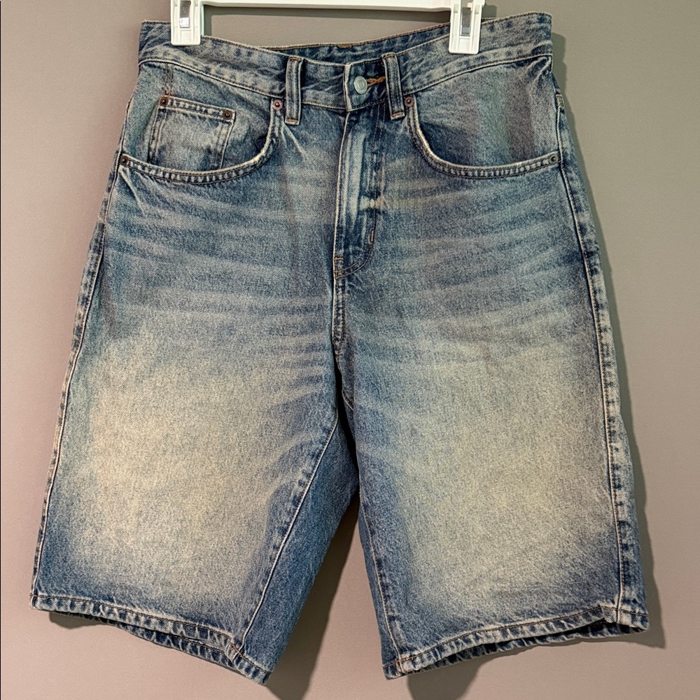 Zara gradient denim shorts. 30